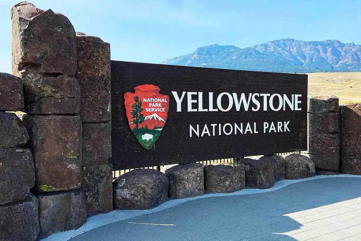 Visiting Yellowstone National Park Post feature image