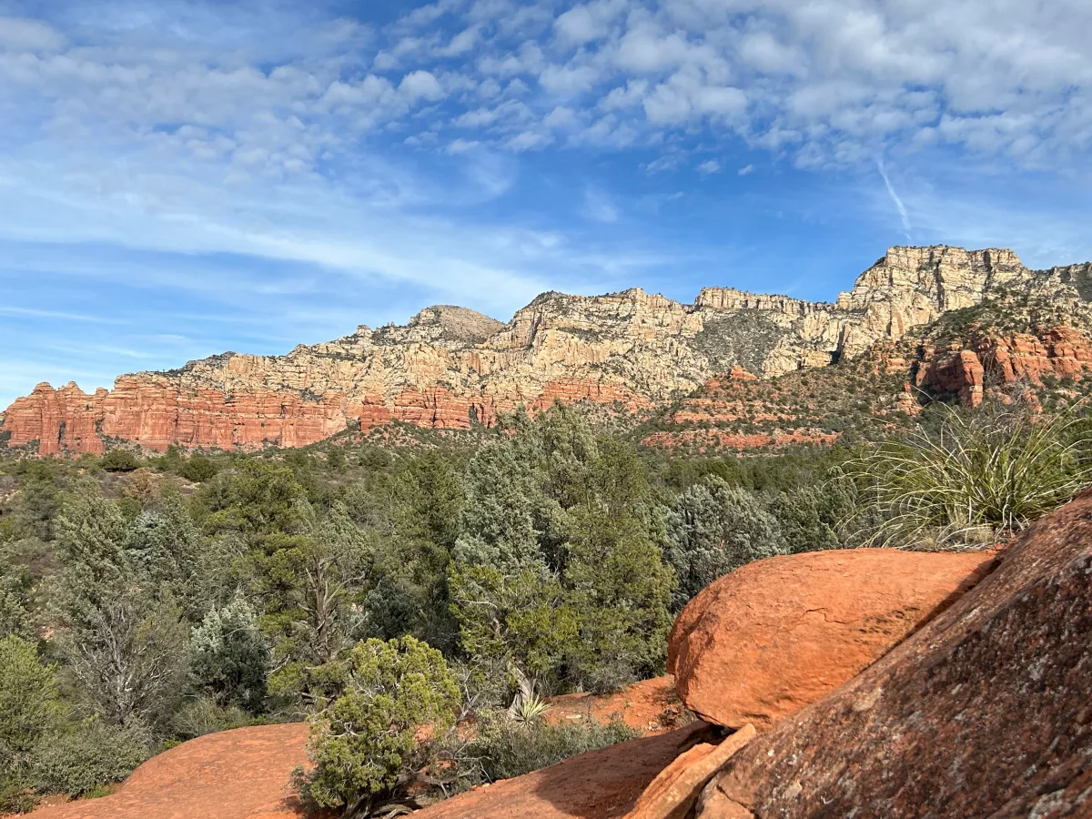 Hiking in Sedona, Arizona Post feature image