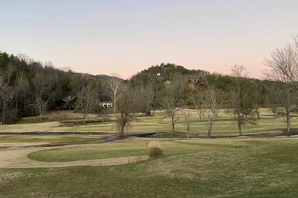 Hotel Review: Bent Creek Golf Village in Tennessee. Post feature image