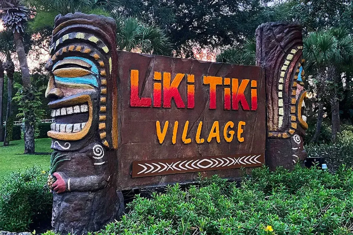 Hotel Review: Liki Tiki Village in Orlando, Florida. Post feature image