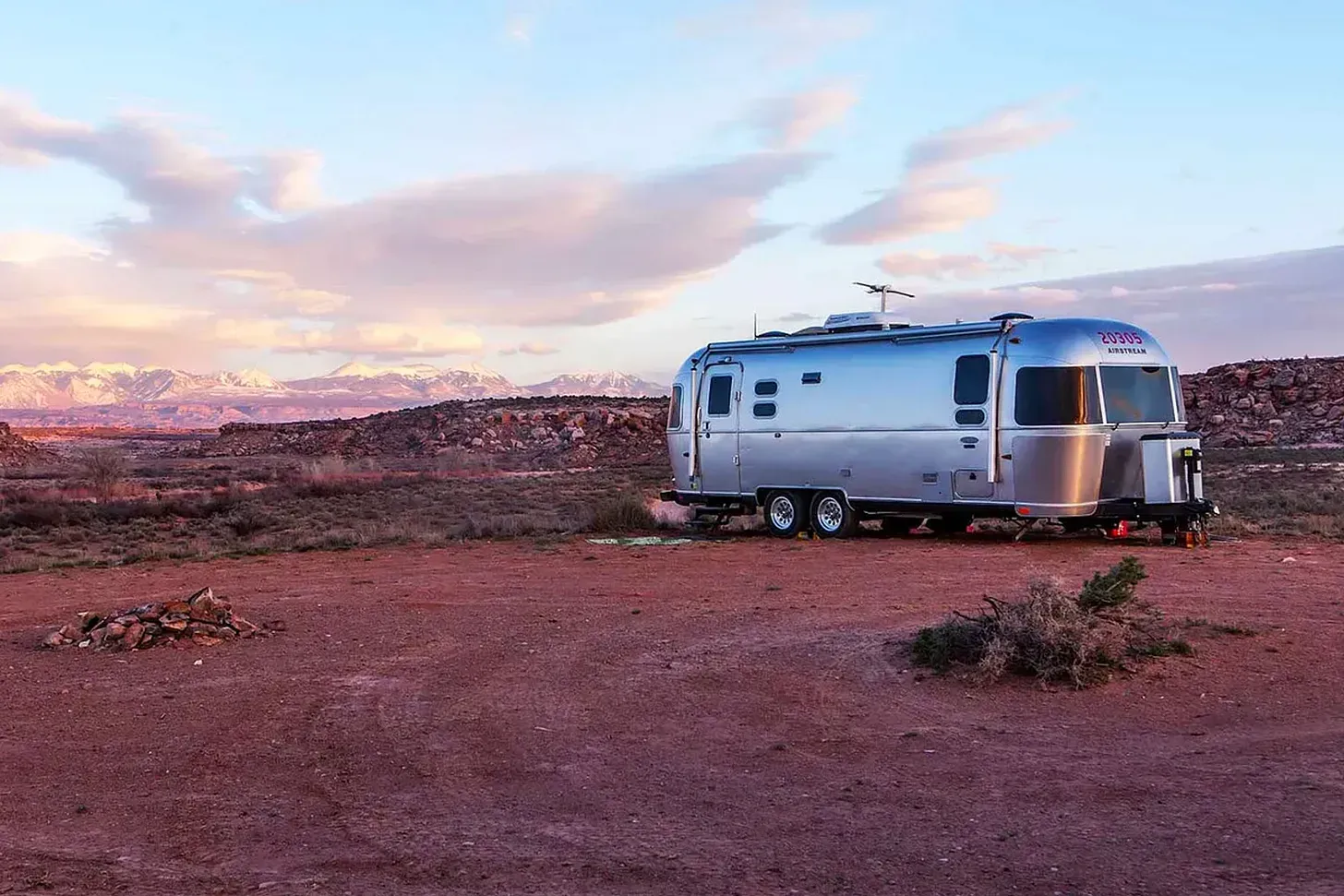 Should We Buy an RV to Travel Post image