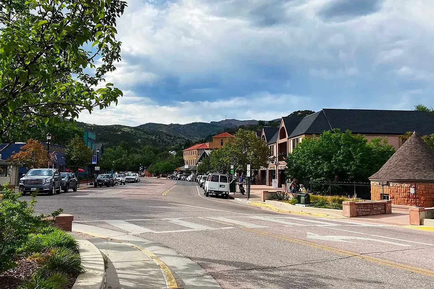 Visiting Manitou Springs, Colorado Post image